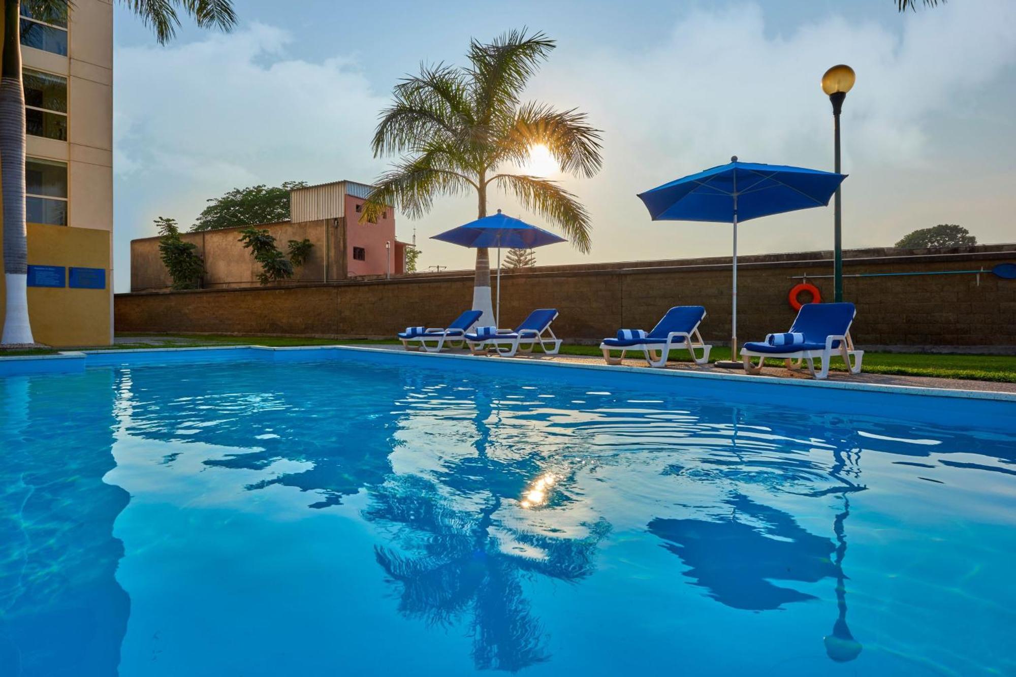 Express By Marriott Hotel 4*